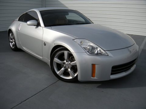 Silver Alloy Nissan 350Z Touring Coupe.  Click to enlarge.
