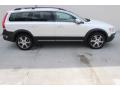  2015 Volvo XC70 Crystal White Pearl #6