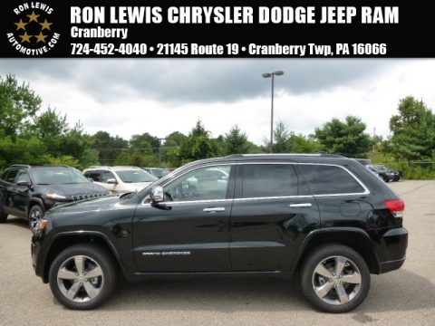 Brilliant Black Crystal Pearl Jeep Grand Cherokee Overland 4x4.  Click to enlarge.
