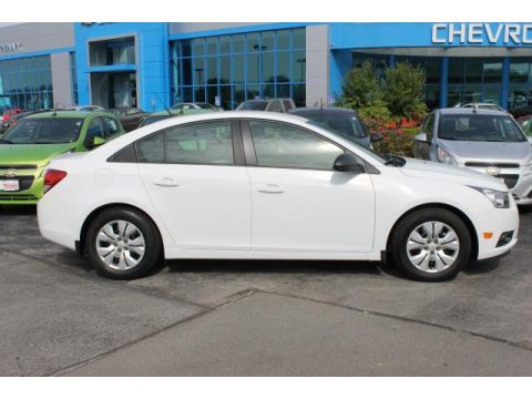 Summit White Chevrolet Cruze LS.  Click to enlarge.