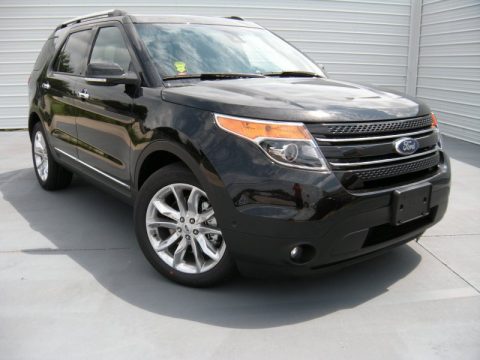Tuxedo Black Ford Explorer Limited.  Click to enlarge.
