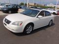 Front 3/4 View of 2003 Nissan Altima 3.5 SE #5 Front 3/4 View of 2003 Nissan Altima 3.5 SE #5