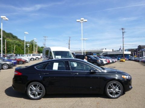 Tuxedo Black Metallic Ford Fusion Titanium AWD.  Click to enlarge.