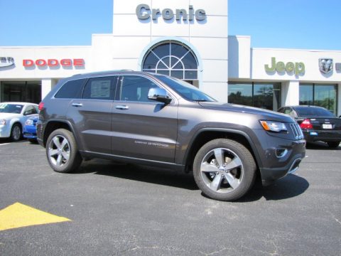 Granite Crystal Metallic Jeep Grand Cherokee Limited.  Click to enlarge.