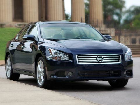 Navy Blue Nissan Maxima 3.5 S.  Click to enlarge.