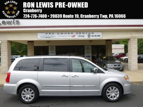 Bright Silver Metallic Chrysler Town & Country Touring - L.  Click to enlarge.
