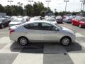 2013 Versa 1.6 SV Sedan #3