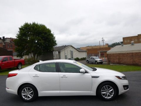 Snow White Pearl Kia Optima LX.  Click to enlarge.