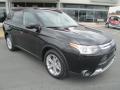 Front 3/4 View of 2015 Mitsubishi Outlander SE S-AWC #1