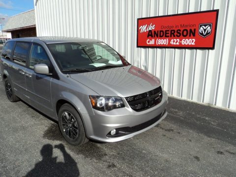 Billet Silver Metallic Dodge Grand Caravan SXT.  Click to enlarge.