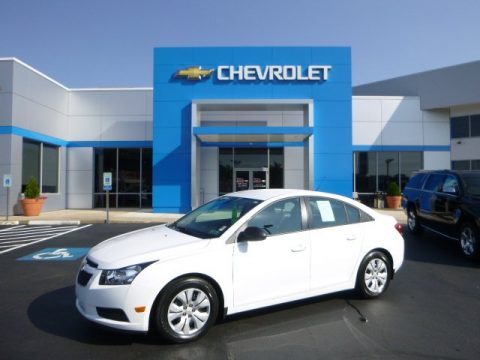 Summit White Chevrolet Cruze LS.  Click to enlarge.