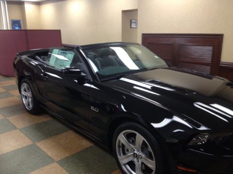 Black Ford Mustang GT Premium Convertible.  Click to enlarge.