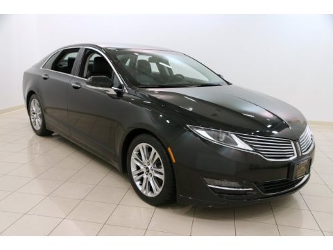 Tuxedo Black Lincoln MKZ FWD.  Click to enlarge.