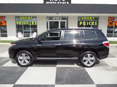 Black Toyota Highlander Limited 4WD.  Click to enlarge.