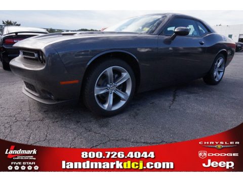 Granite Crystal Metallic Dodge Challenger SXT.  Click to enlarge.