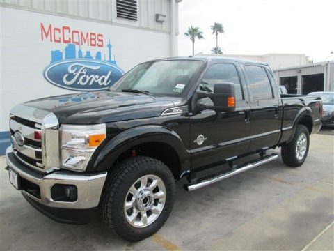 Tuxedo Black Ford F250 Super Duty Lariat Crew Cab 4x4.  Click to enlarge.