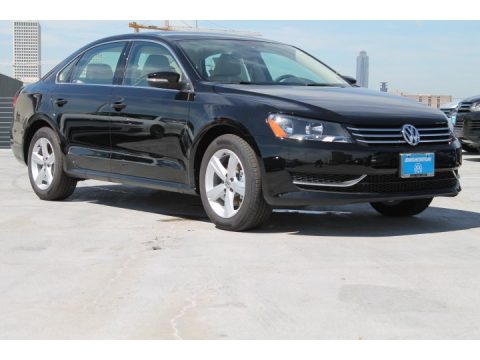 Black Volkswagen Passat SE Sedan. Click to enlarge. Black Volkswagen Passat SE Sedan. Click to enlarge.