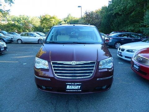 Deep Crimson Crystal Pearlcoat Chrysler Town & Country Limited.  Click to enlarge.