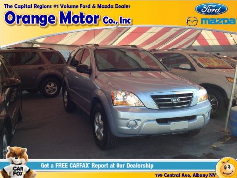 Ice Blue Kia Sorento LX 4x4.  Click to enlarge.