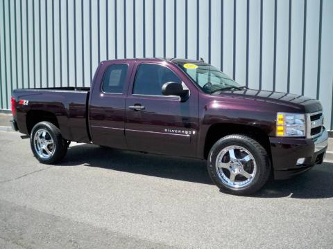 Dark Cherry Metallic Chevrolet Silverado 1500 LT Extended Cab 4x4.  Click to enlarge.