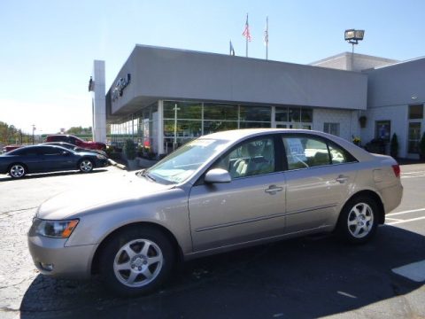 Golden Beige Hyundai Sonata GLS.  Click to enlarge.