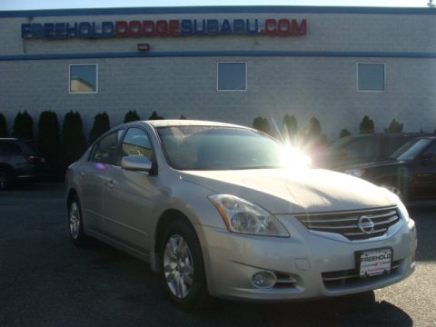 Brilliant Silver Nissan Altima 2.5 S. Click to enlarge. Brilliant Silver Nissan Altima 2.5 S. Click to enlarge.