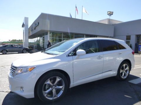 Classic Silver Metallic Toyota Venza V6 AWD.  Click to enlarge.