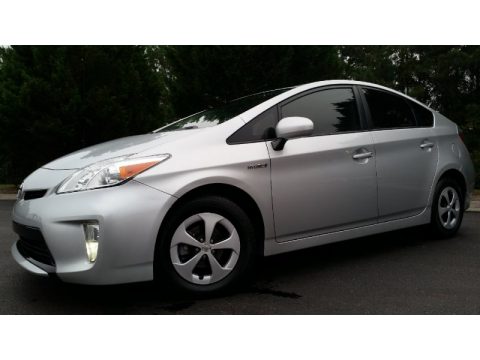 Classic Silver Metallic Toyota Prius 3rd Gen Two Hybrid.  Click to enlarge.