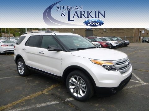 White Platinum Ford Explorer XLT 4WD.  Click to enlarge.
