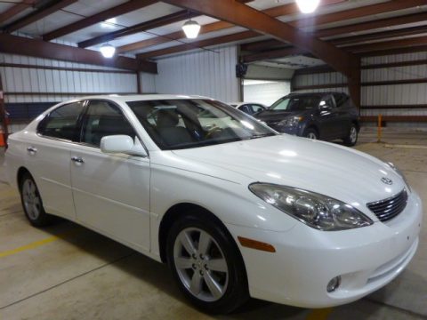 Crystal White Lexus ES 330.  Click to enlarge.