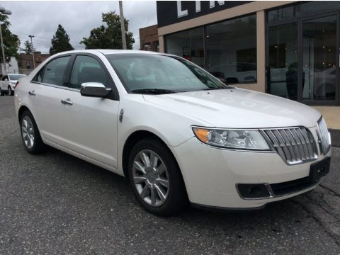White Platinum Tri-Coat Lincoln MKZ AWD.  Click to enlarge.