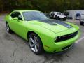 Front 3/4 View of 2015 Dodge Challenger SXT #7