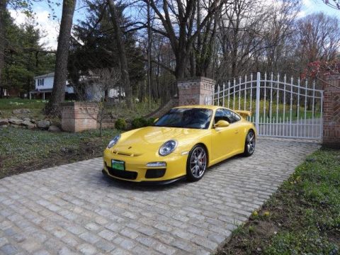 Speed Yellow Porsche 911 GT3.  Click to enlarge.