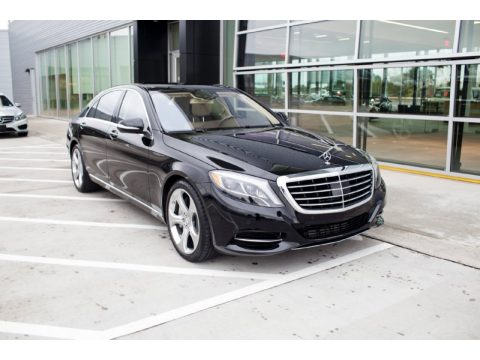 Black Mercedes-Benz S 550 4Matic Sedan.  Click to enlarge.