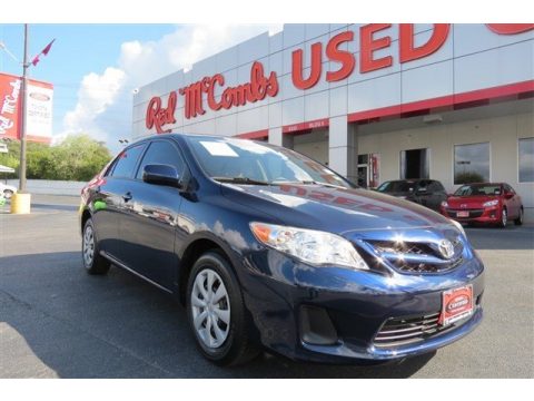 Nautical Blue Metallic Toyota Corolla LE.  Click to enlarge.