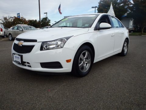 Summit White Chevrolet Cruze LT.  Click to enlarge.