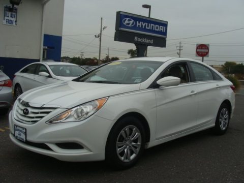 Shimmering White Hyundai Sonata GLS.  Click to enlarge.