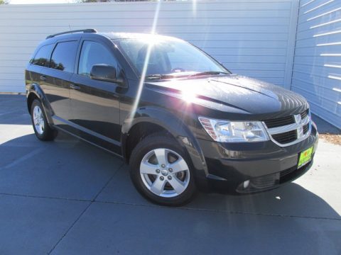 Brilliant Black Crystal Pearl Dodge Journey SXT.  Click to enlarge.