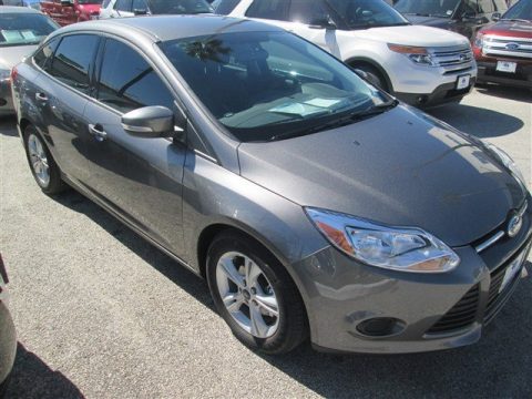 Sterling Gray Ford Focus SE Sedan.  Click to enlarge.