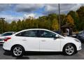  2013 Ford Focus Oxford White #2