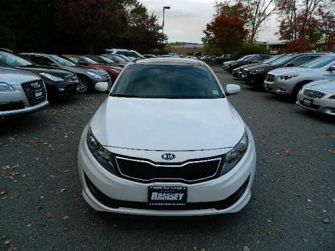 Snow White Pearl Kia Optima SX. Click to enlarge. Snow White Pearl Kia Optima SX. Click to enlarge.