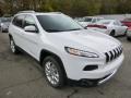 Front 3/4 View of 2015 Jeep Cherokee Limited 4x4 #7