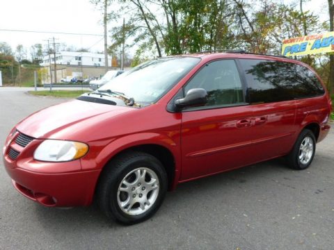 Inferno Red Pearl Dodge Grand Caravan Sport.  Click to enlarge.