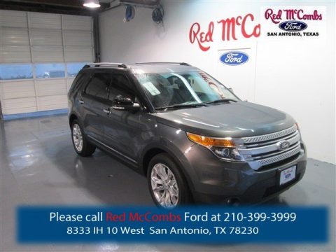 Magnetic Ford Explorer XLT.  Click to enlarge.