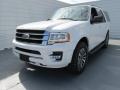 Front 3/4 View of 2015 Ford Expedition XLT #7