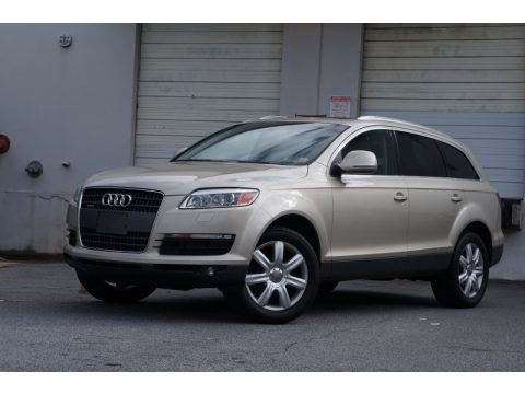 Bahia Beige Metallic Audi Q7 3.6 Premium quattro.  Click to enlarge.