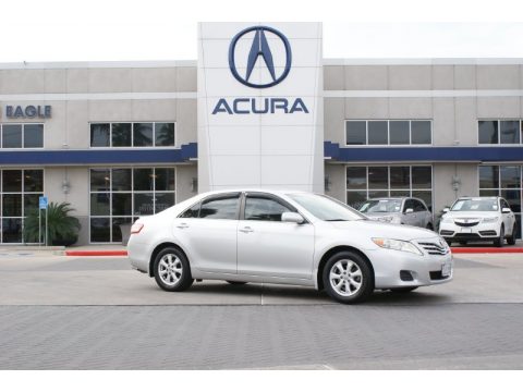 Classic Silver Metallic Toyota Camry LE. Click to enlarge. Classic Silver Metallic Toyota Camry LE. Click to enlarge.