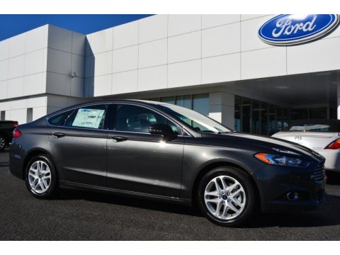 Magnetic Metallic Ford Fusion SE. Click to enlarge. Magnetic Metallic Ford Fusion SE. Click to enlarge.