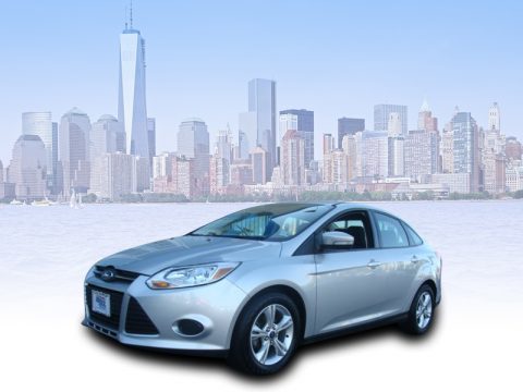 Ingot Silver Ford Focus SE Sedan.  Click to enlarge.