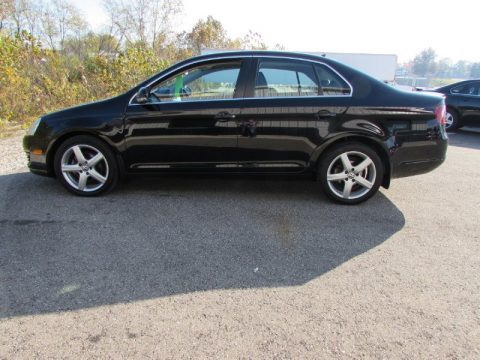 Black Uni Volkswagen Jetta TDI Sedan.  Click to enlarge.